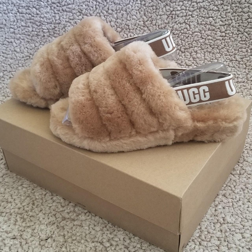 UGG - FLUFF YEAH SLIDE in Chestnut/Tan